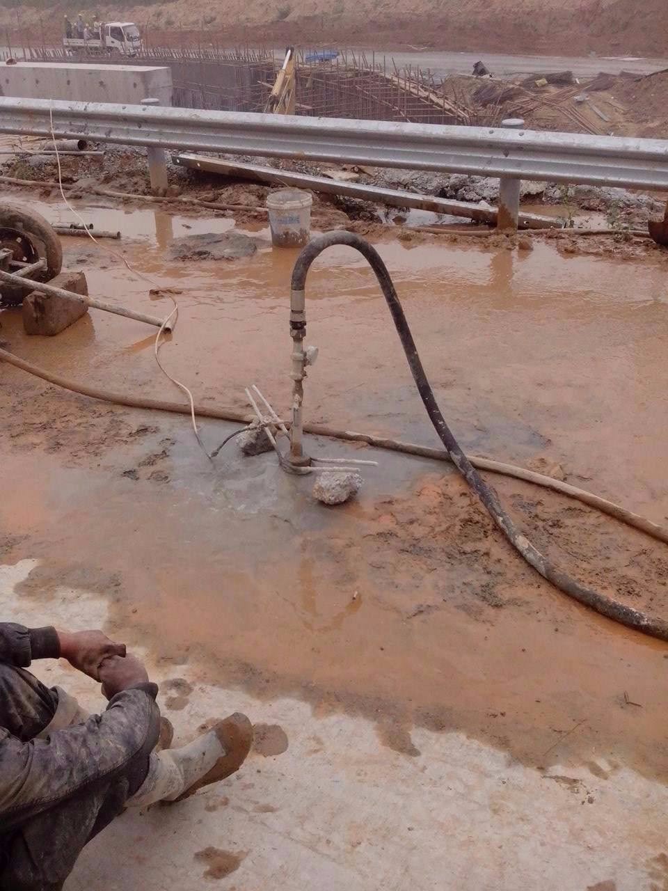 湘西路基压密注浆